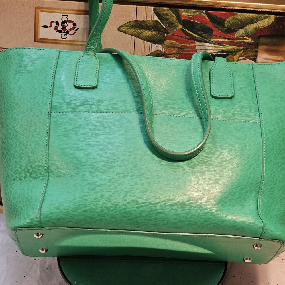 Lauren Ralph Lauren Green and Silver Tote Bag with Modern Design - Picture 4 of 13
